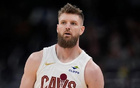 前NBA球星Fischer透露，骑士队在休赛期续约韦德的优先级将超过埃利斯，凸显球队对这位传奇球员的高度重视与未来布局